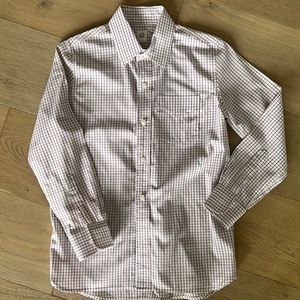 Starched, ironed, and ready to wear Gap Kids boys dress shirt. Size 10.